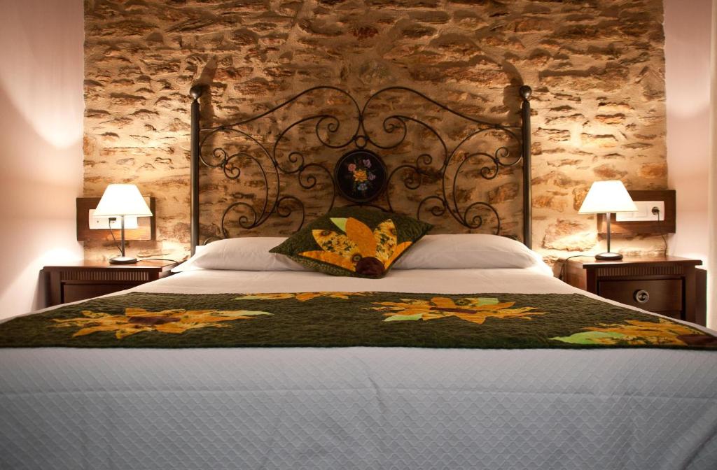 Gulta vai gultas numurā naktsmītnē Casa Rural La Comella