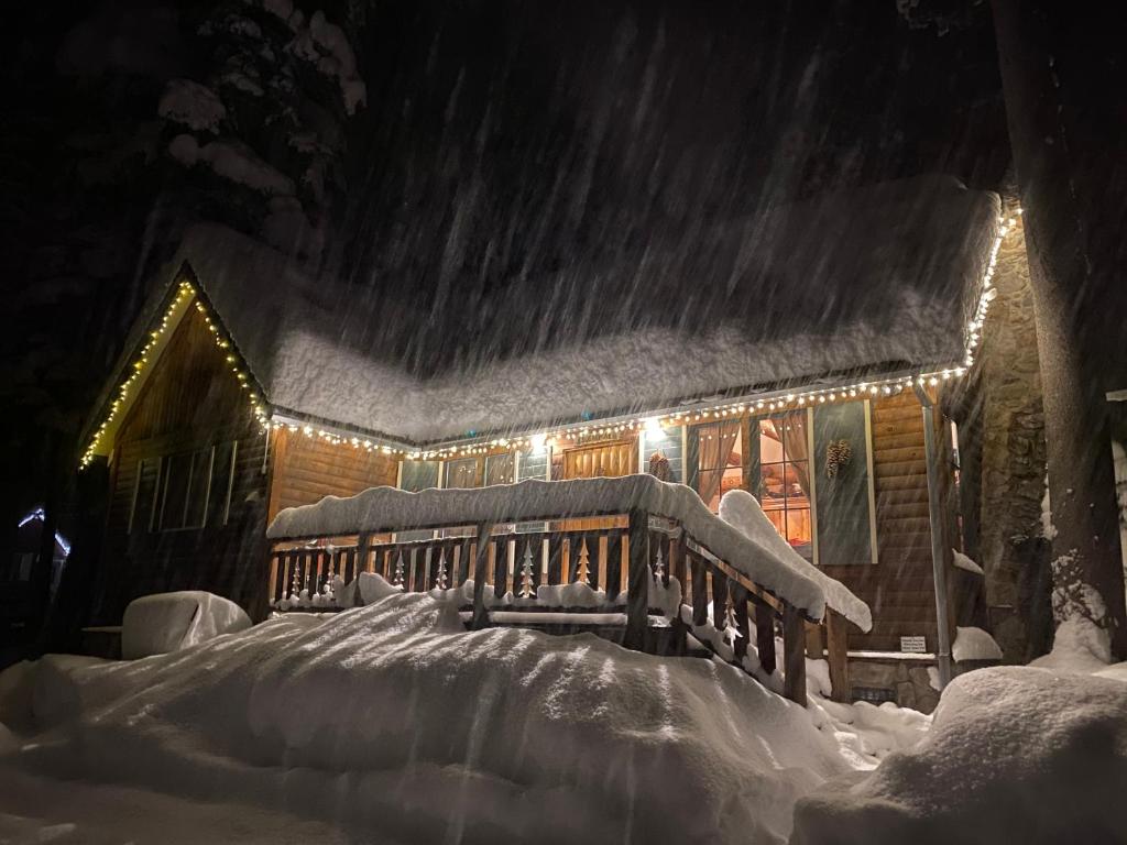 Tahoma Meadows - Sugar Pine Cabin v zimě