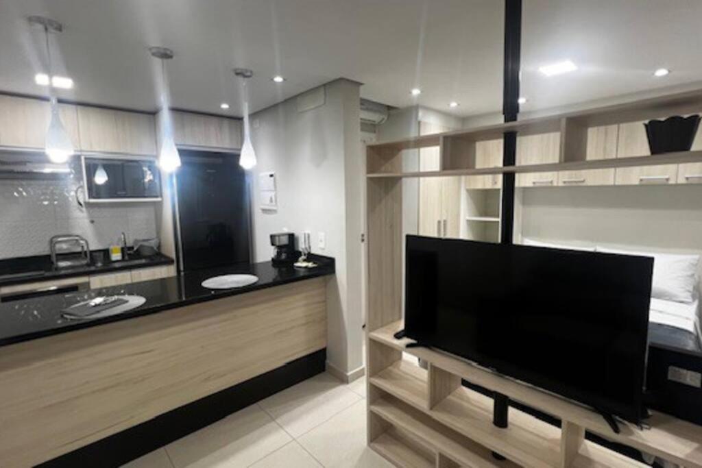 Køkken eller tekøkken på Studio 100% mobiliado e decorado 26