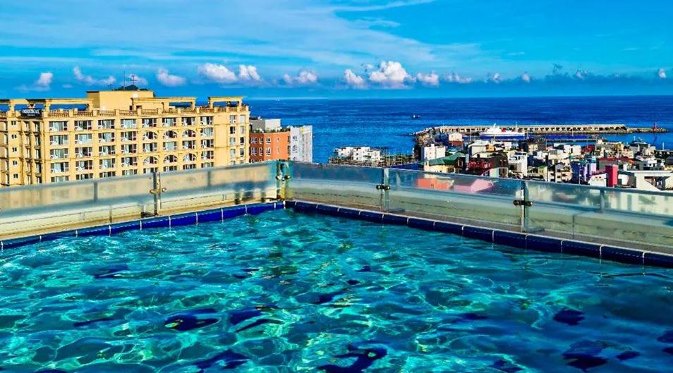 Bazén v ubytování Jeju Hotel the M nebo v jeho okolí