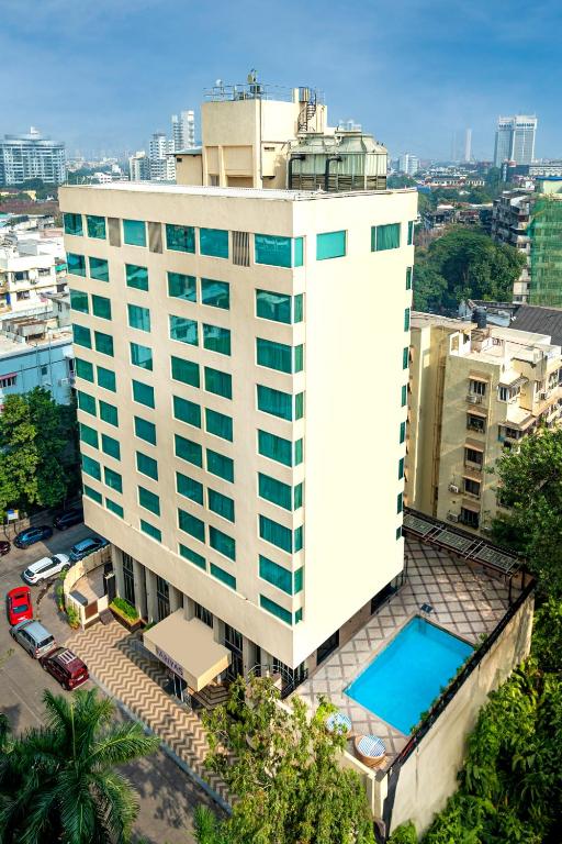 Bazén v ubytování Fariyas Hotel Mumbai , Colaba nebo v jeho okolí