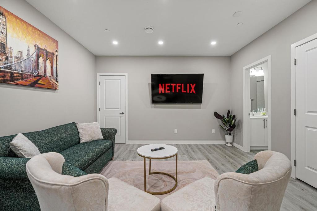 2 Bedroom, 3 bed Legal Suite, Calgary (updated prices 2024)