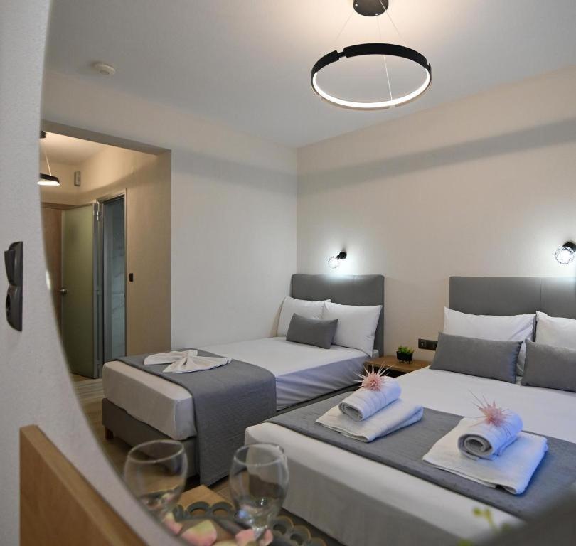 Armonia Luxury Suites - 8