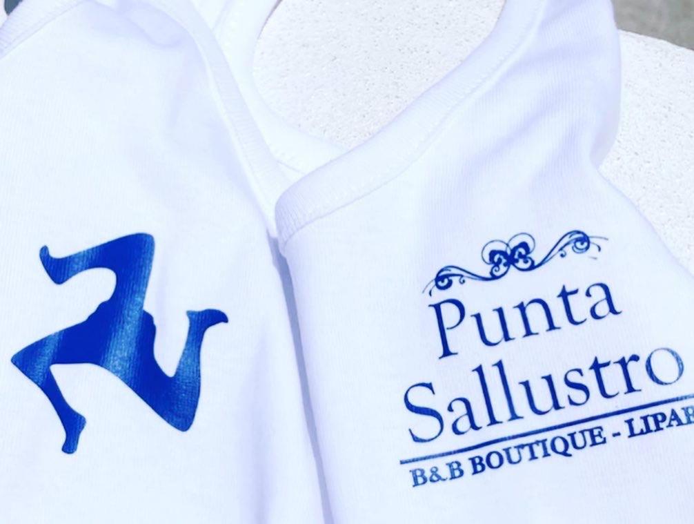 Certifikát, hodnocení, plakát nebo jiný dokument vystavený v ubytování Punta Sallustro Lipari