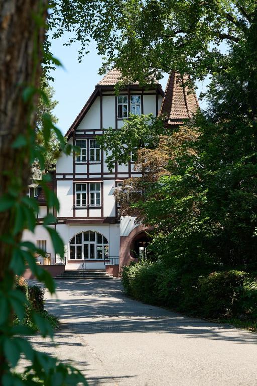 Boutique Hotel Waldhaus beider Basel - Resim 6