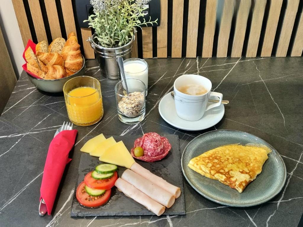 Jídlo v hotelu nebo okolí