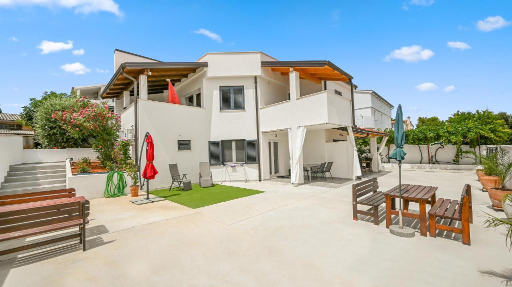 Budova, kde se apartmán nachází