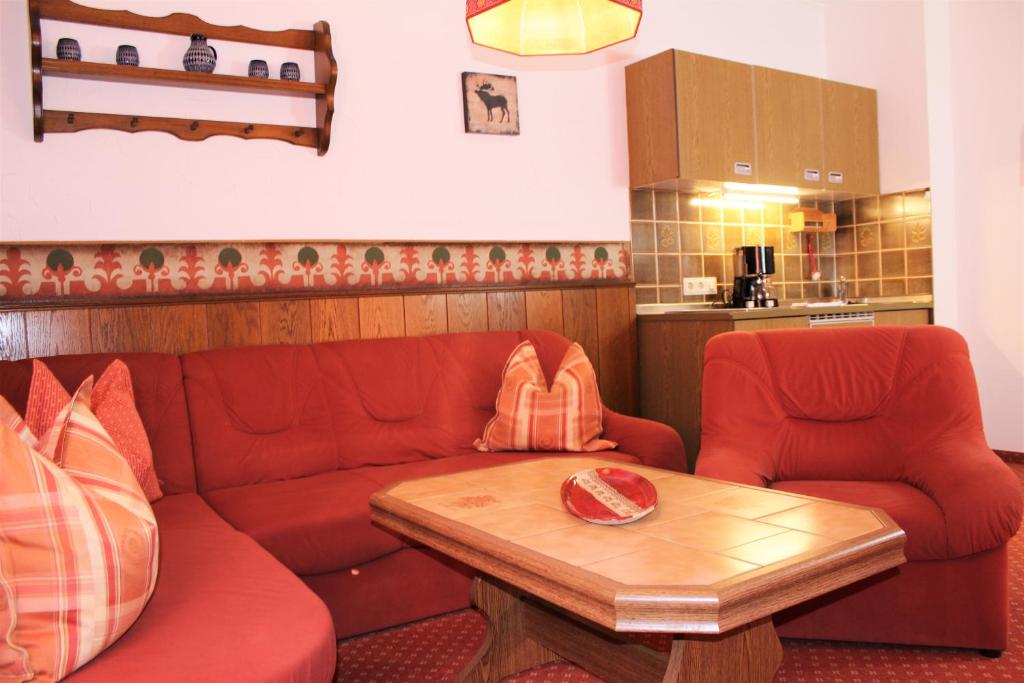 Schneck Apartments - One-Bedroom Apartment