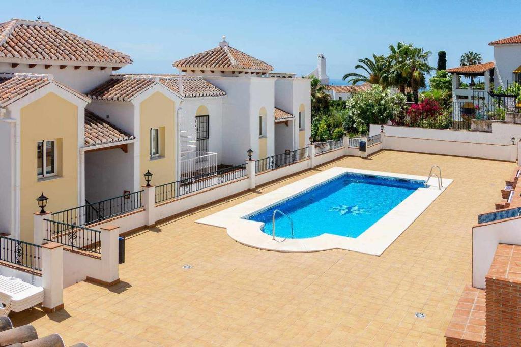 Apartamento 2 Dormitorios con vistas a la Piscina