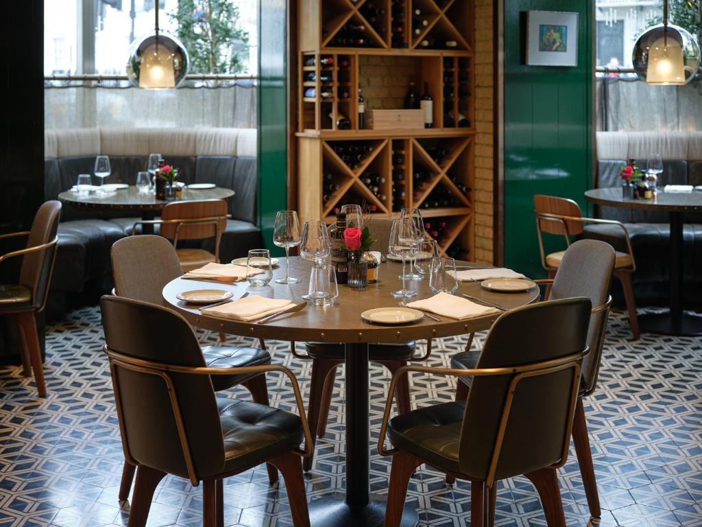 Restaurace v ubytování The Hari London