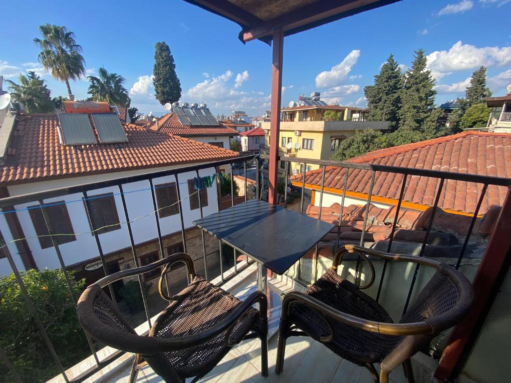 Camel Apartment - Apartment With Balcony