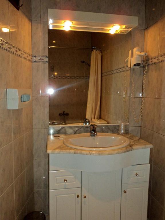 Hotel Continental Gare du Midi - Resim 32