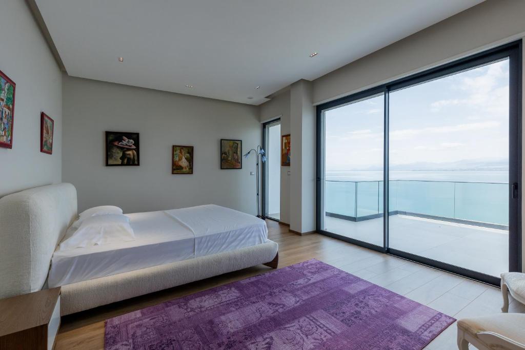 The Luxury Villa - Image 2