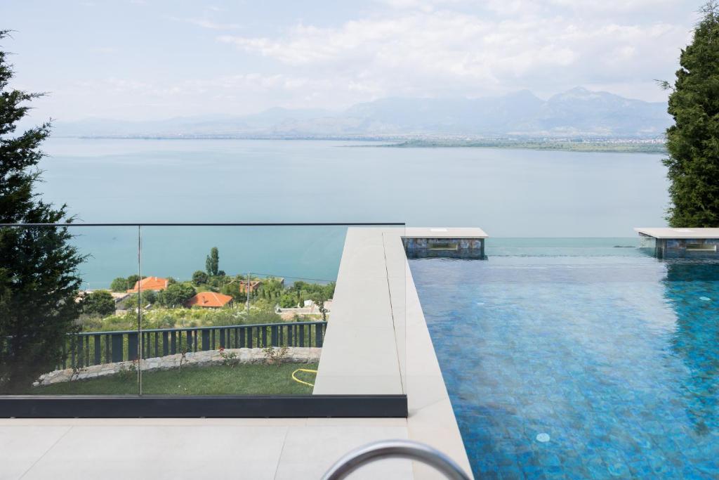 The Luxury Villa - Image 5