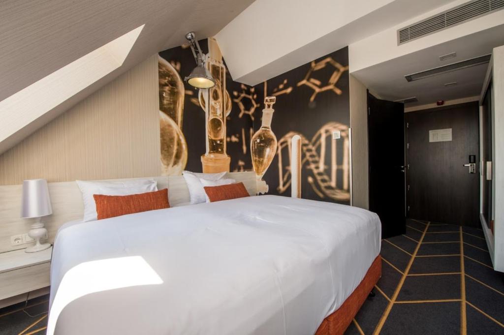 Science Hotel - Resim 19