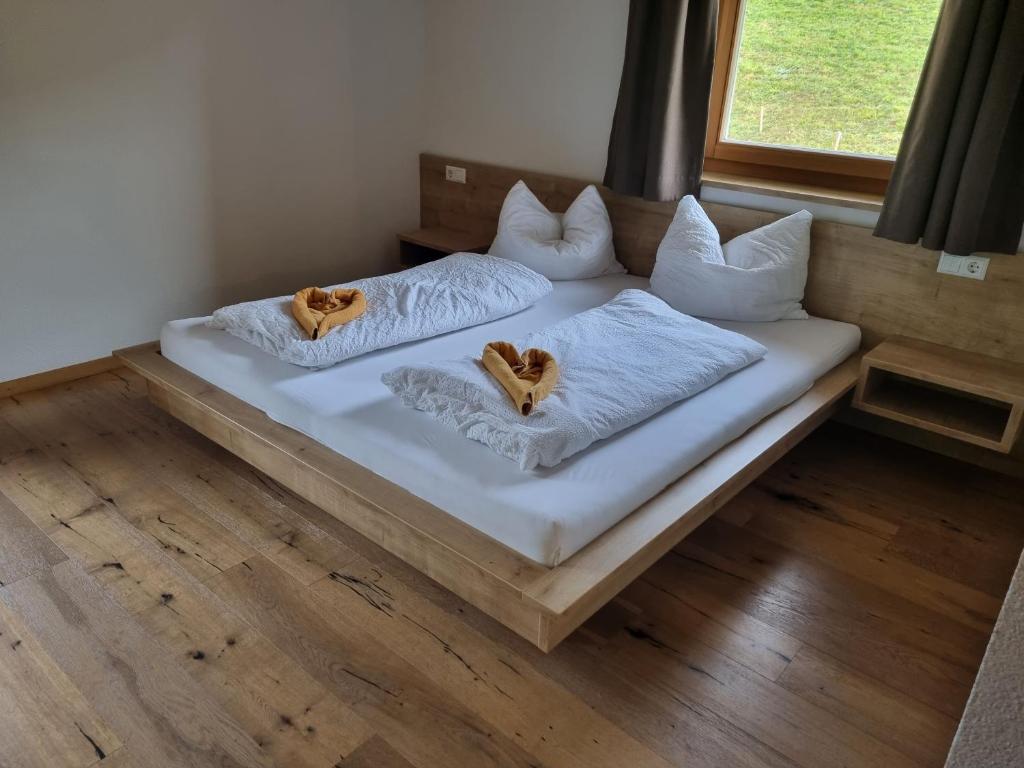 Postel nebo postele na pokoji v ubytování Perchnerhof