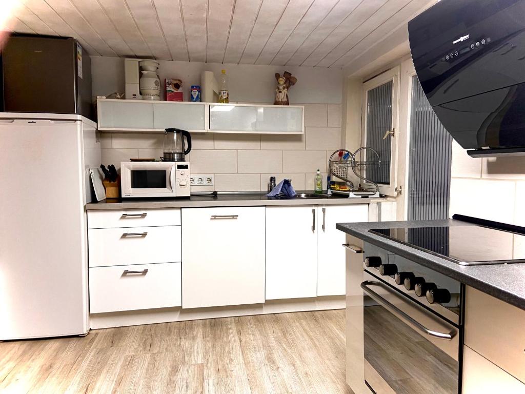 Monteur & Geschäftsreisen Stay - Apartment Mit 3 Schlafzimmern