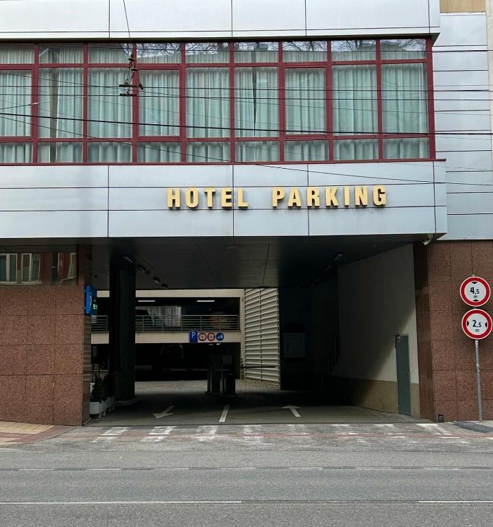 Fotografie z fotogalerie ubytování Hotel Tatra v destinaci Bratislava