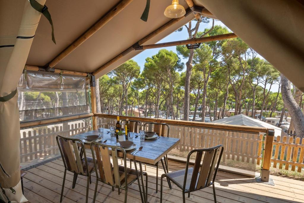 Interpals Eco Resort - 