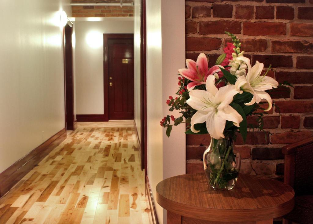 Hotel Quartier des Spectacles - Resim 36