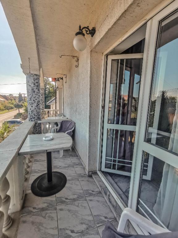 Hévíz Kristály Apartman - Resim 17