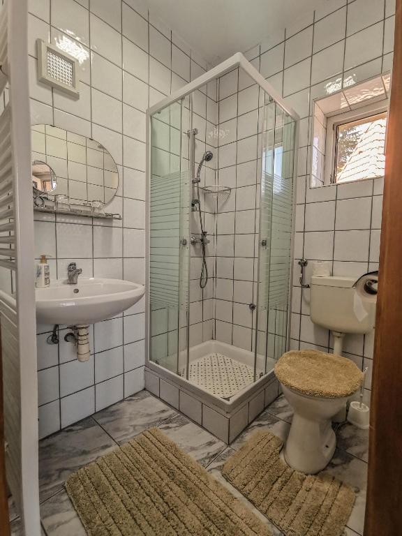 Hévíz Kristály Apartman - Resim 19