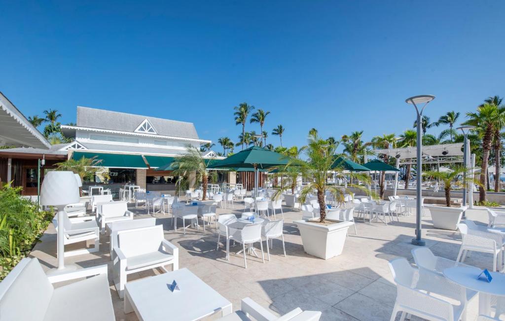 Restaurace v ubytování Bahia Principe Grand El Portillo - All Inclusive