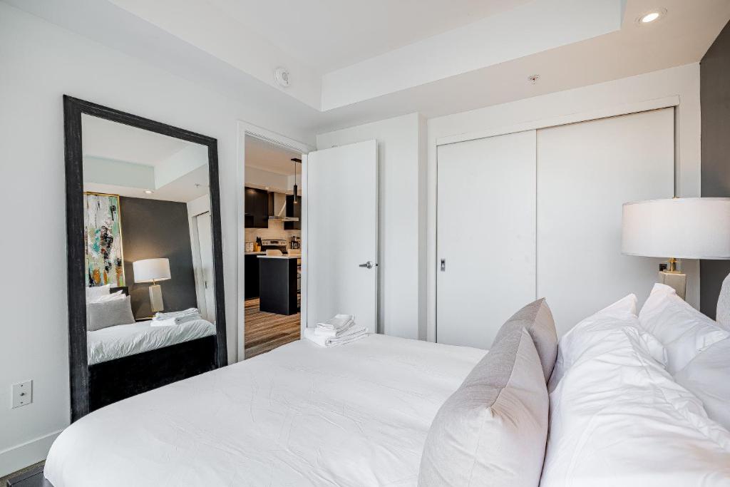 Westview Luxury Suites - Resim 16