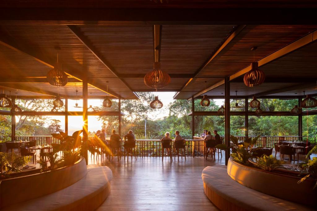 Restaurace v ubytování El Remanso Rainforest Lodge