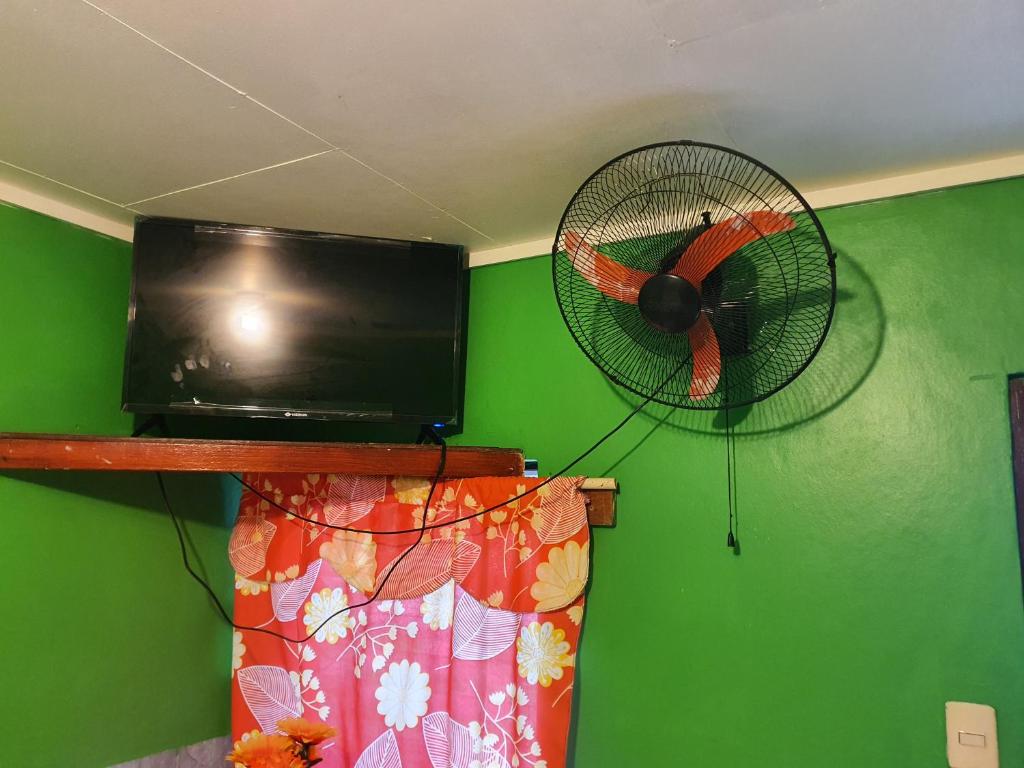 Gallery image of Hotel Economica in Coxen Hole
