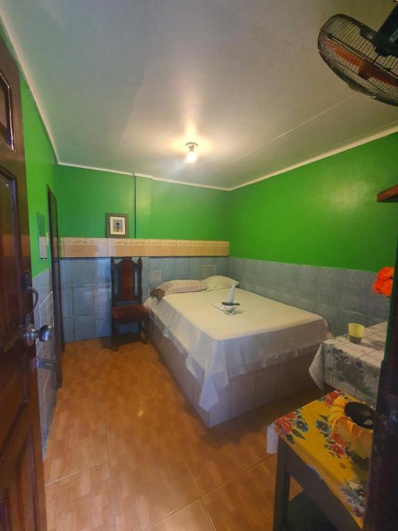 Gallery image of Hotel Economica in Coxen Hole