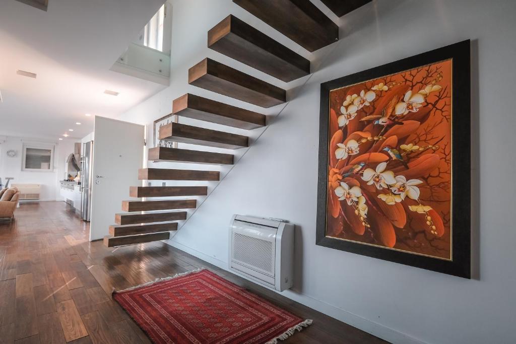 The White Villa - Image 9