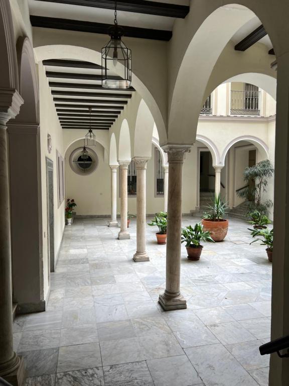 Fasada lub wejście do obiektu Estudio Suite San Vicente - Aloha Sevilla