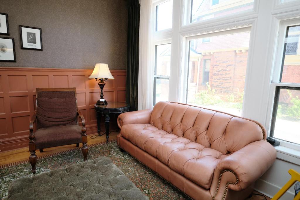 The Inn on Ferry Street photo