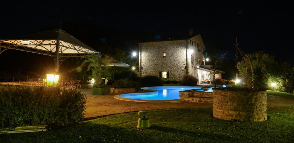 Bazén v ubytování Stunning villa with pool, Jacuzzi and wonderful view nebo v jeho okolí