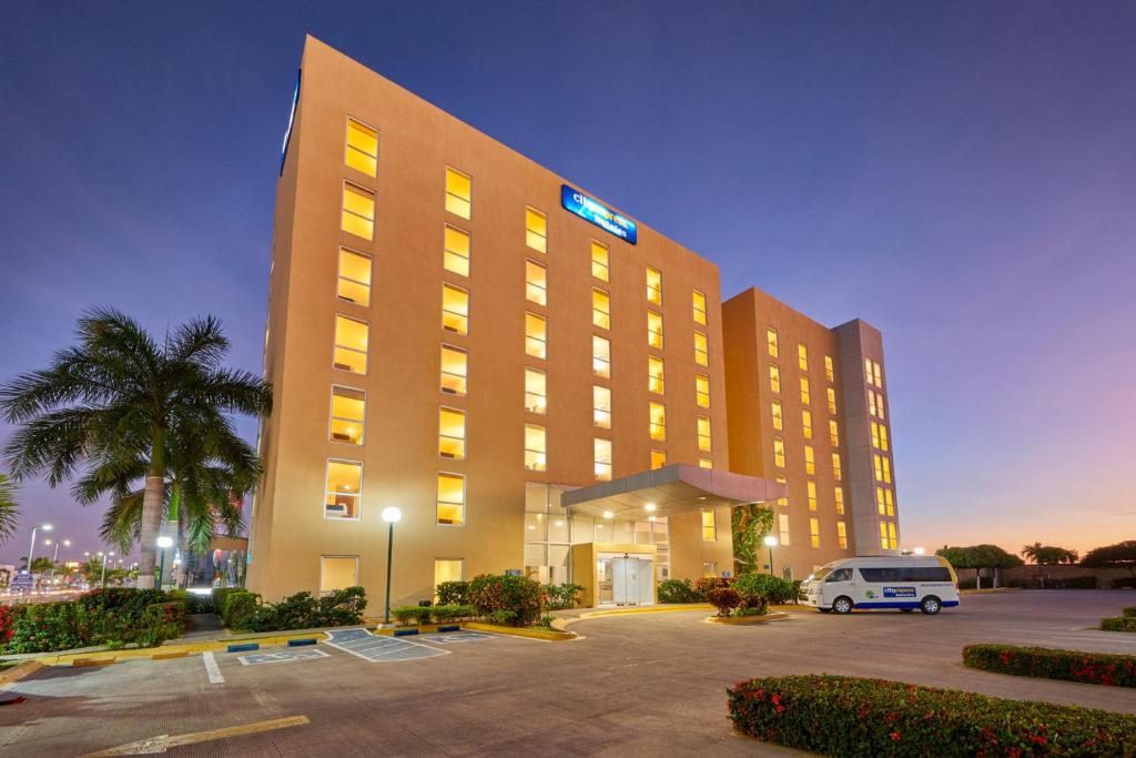 City Express by Marriott Manzanillo