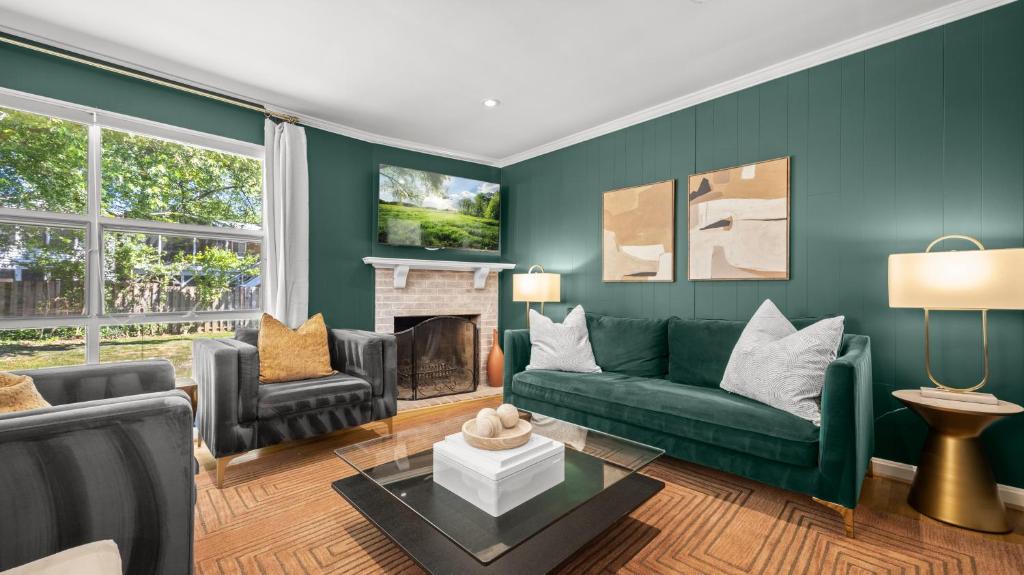 Ruang duduk di Xcape to a Tranquil 4 Bedroom Retreat