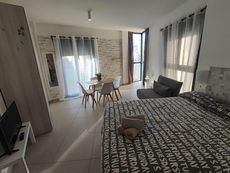 Estudio Urbano Parking free - 11