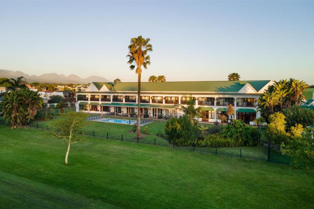 Protea Hotel by Marriott George King George - Image 45