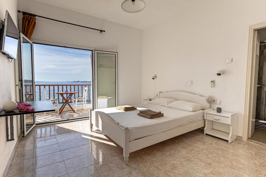 Petalides Apartments - 15