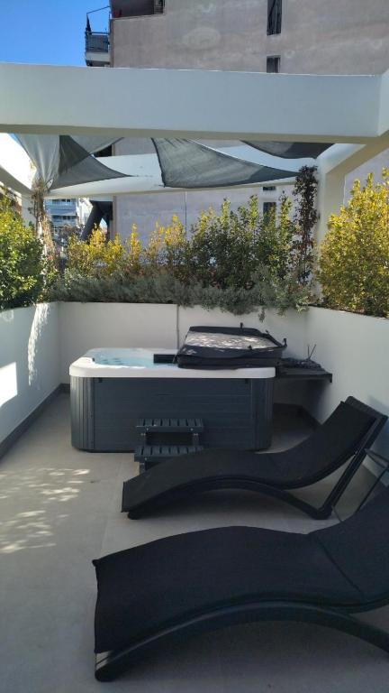 Koniama Acropolis - Resim 11