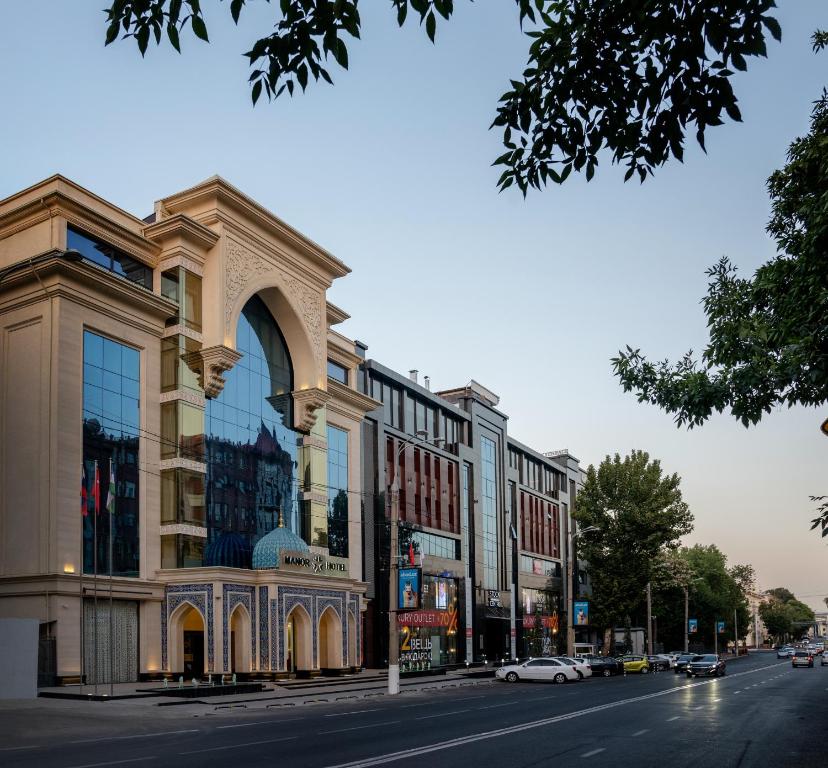 امکانات Manor Hotel - تصویر ۴