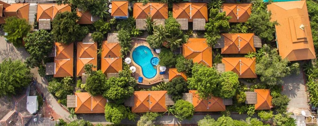 an overhead view of a building with a swimming pool at Villa Bali Eco Resort, Rayong in Rayong