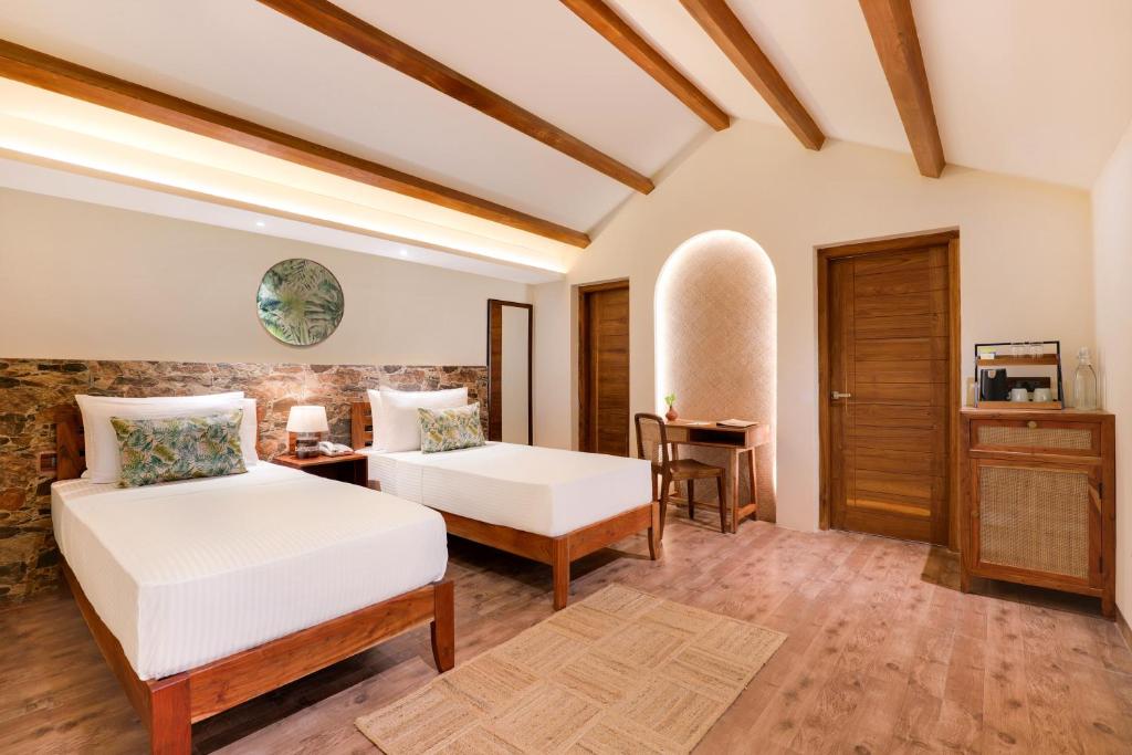 Lemon Tree Wildlife Resort, Kanha - Superior Twin Jungle Cottage