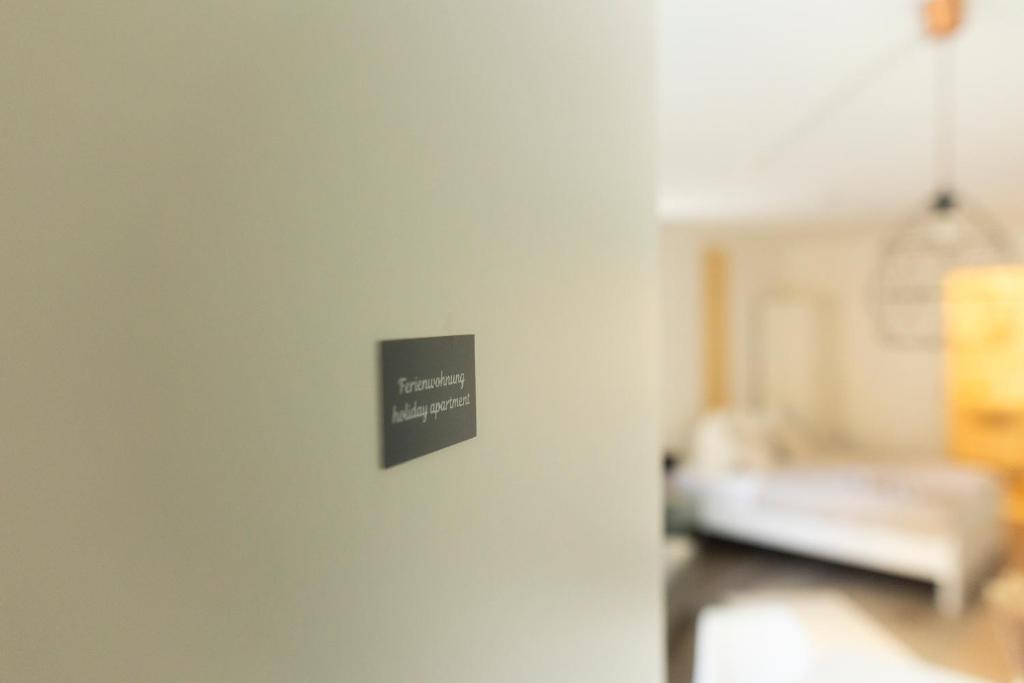 Postel nebo postele na pokoji v ubytování HUGOS Studio Apartment