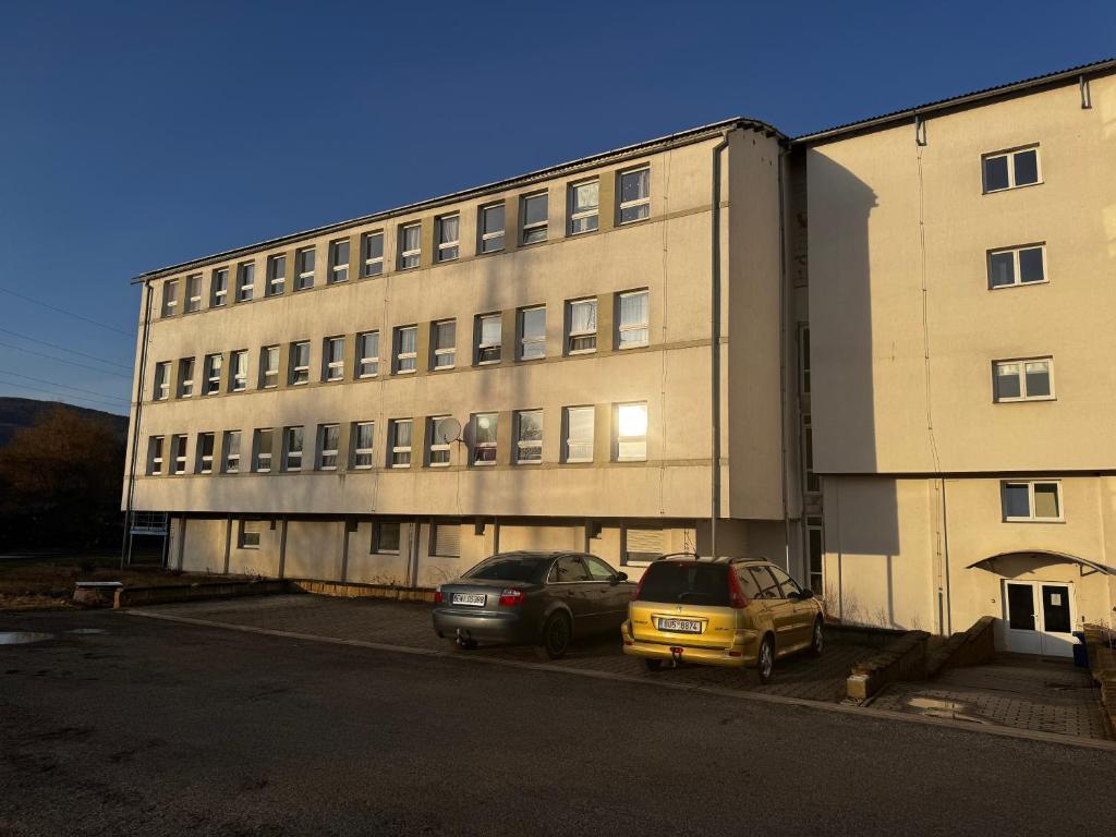Budova, kde se aparthotel nachází