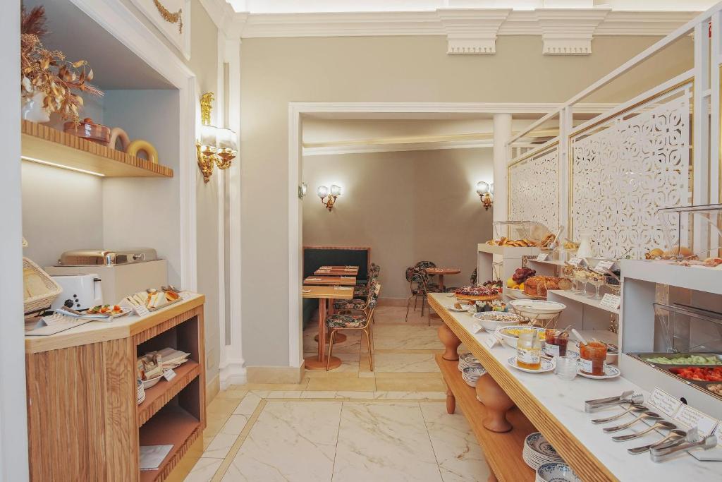 Hotel City Palazzo Dei Cardinali - Resim 13