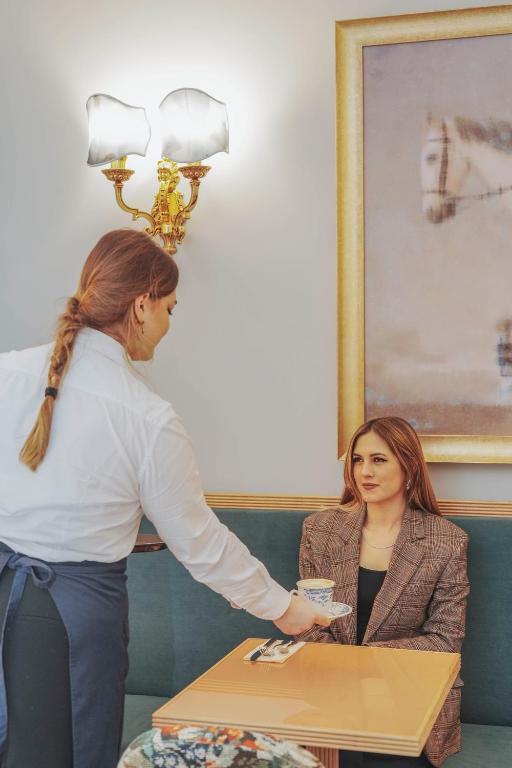 Hotel City Palazzo Dei Cardinali - Resim 19