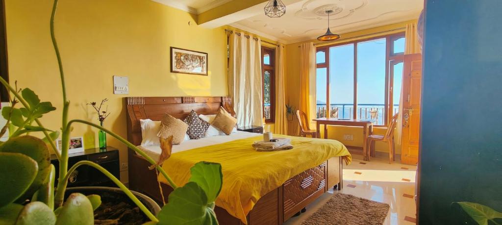 The Unmad - Dharamkot - King Room