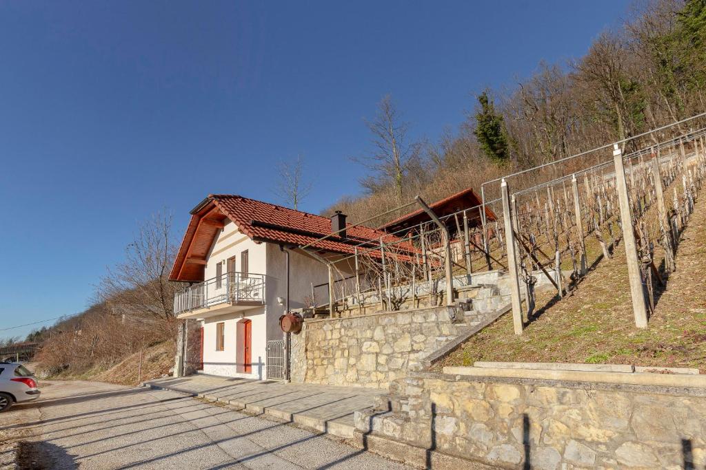 Budova, kde se apartmán nachází